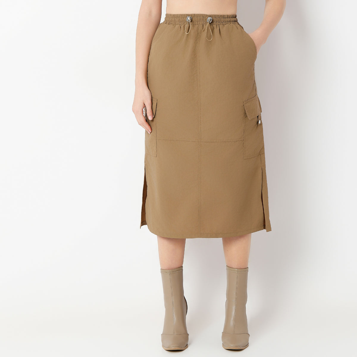 Regular Fit Solid Calf Length Mid Rise Skirt