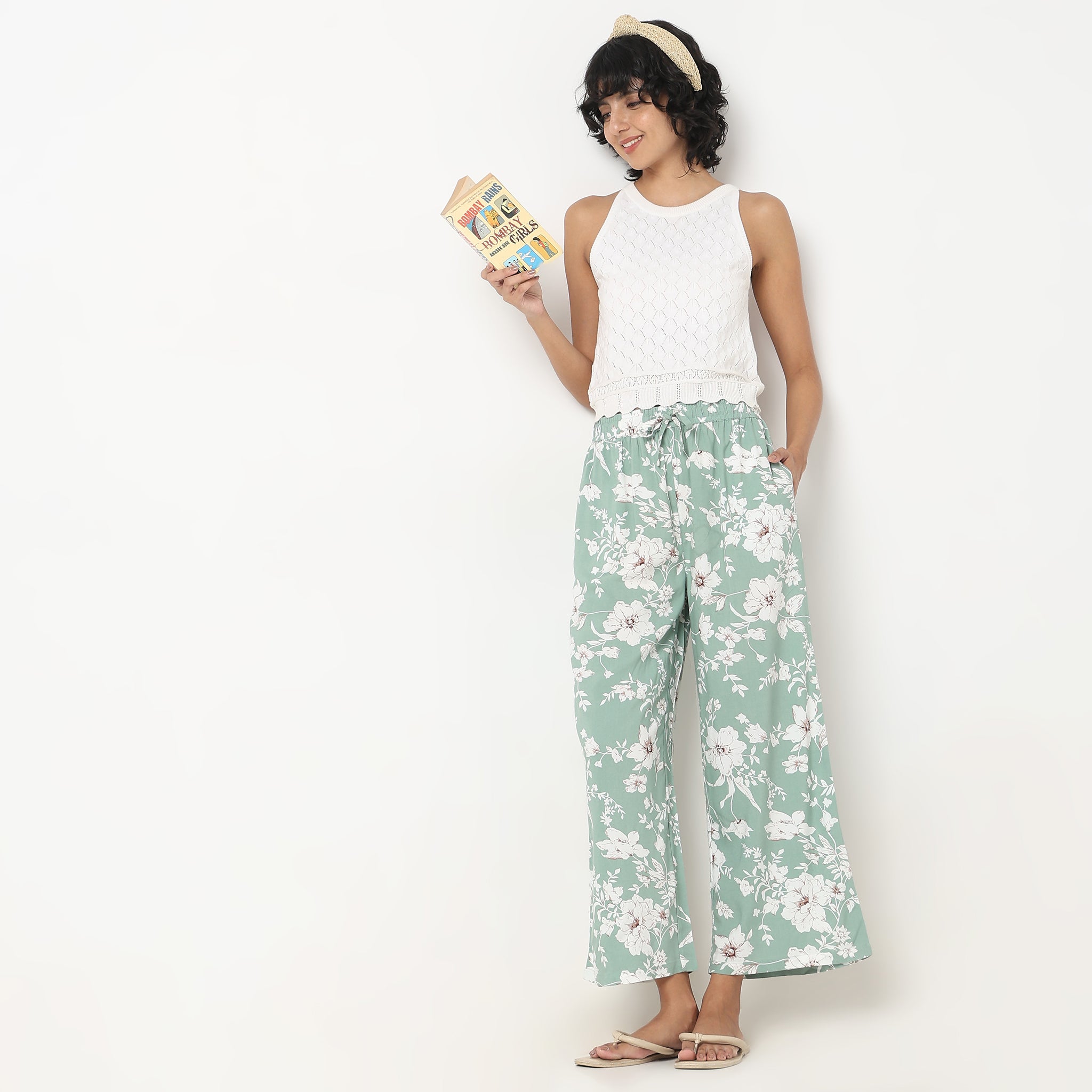Regular Fit Floral Mid Rise Palazzos