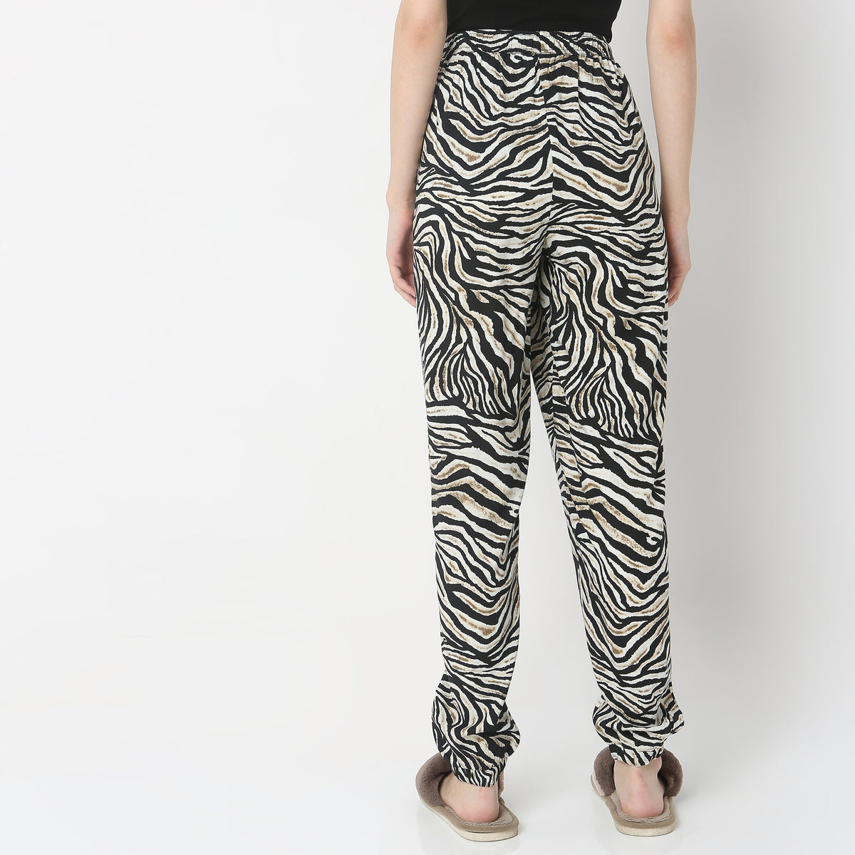 Regular Fit Animal Print Mid Rise Joggers