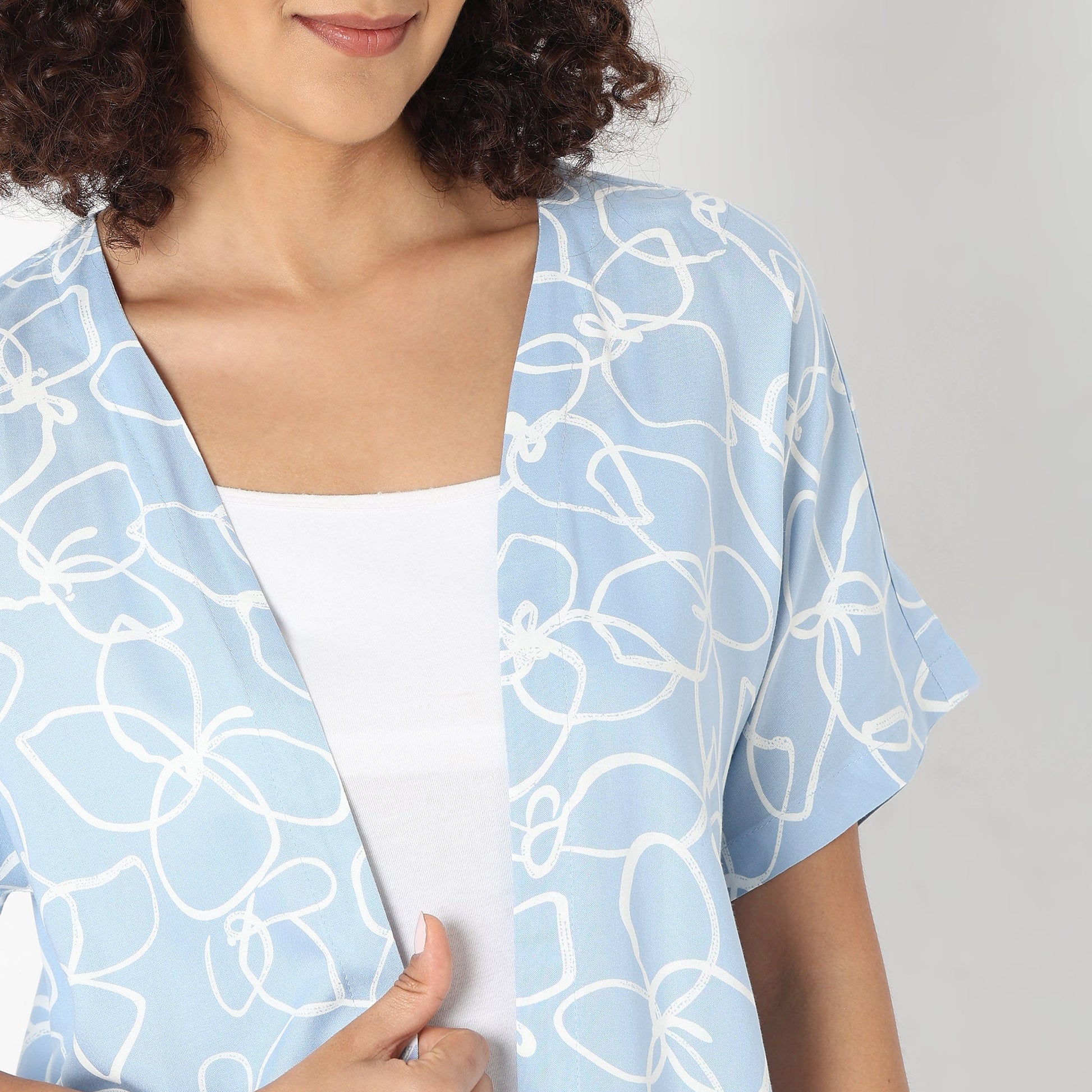 Regular Fit Tropical Cape