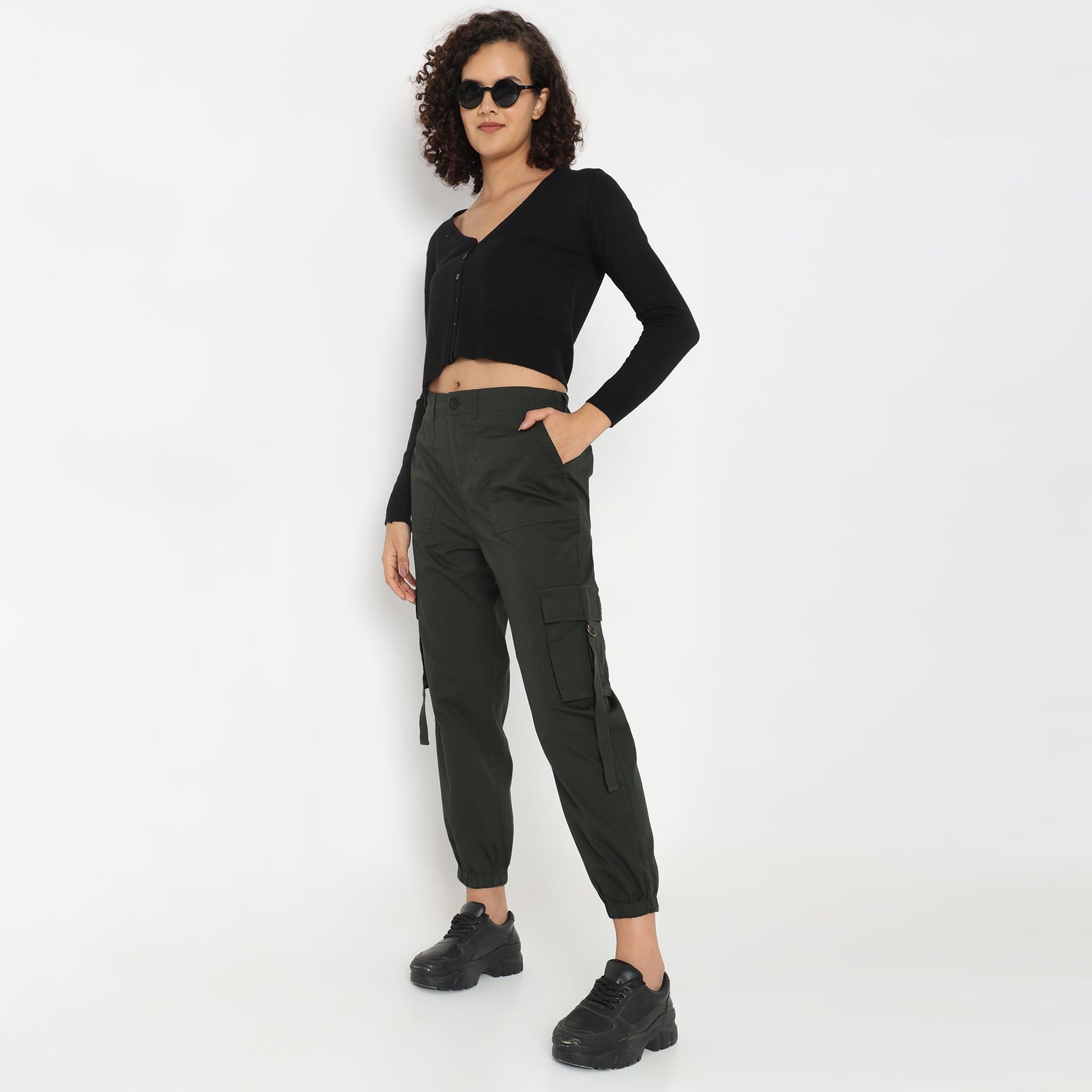 Regular Fit Solid Mid Rise Joggers