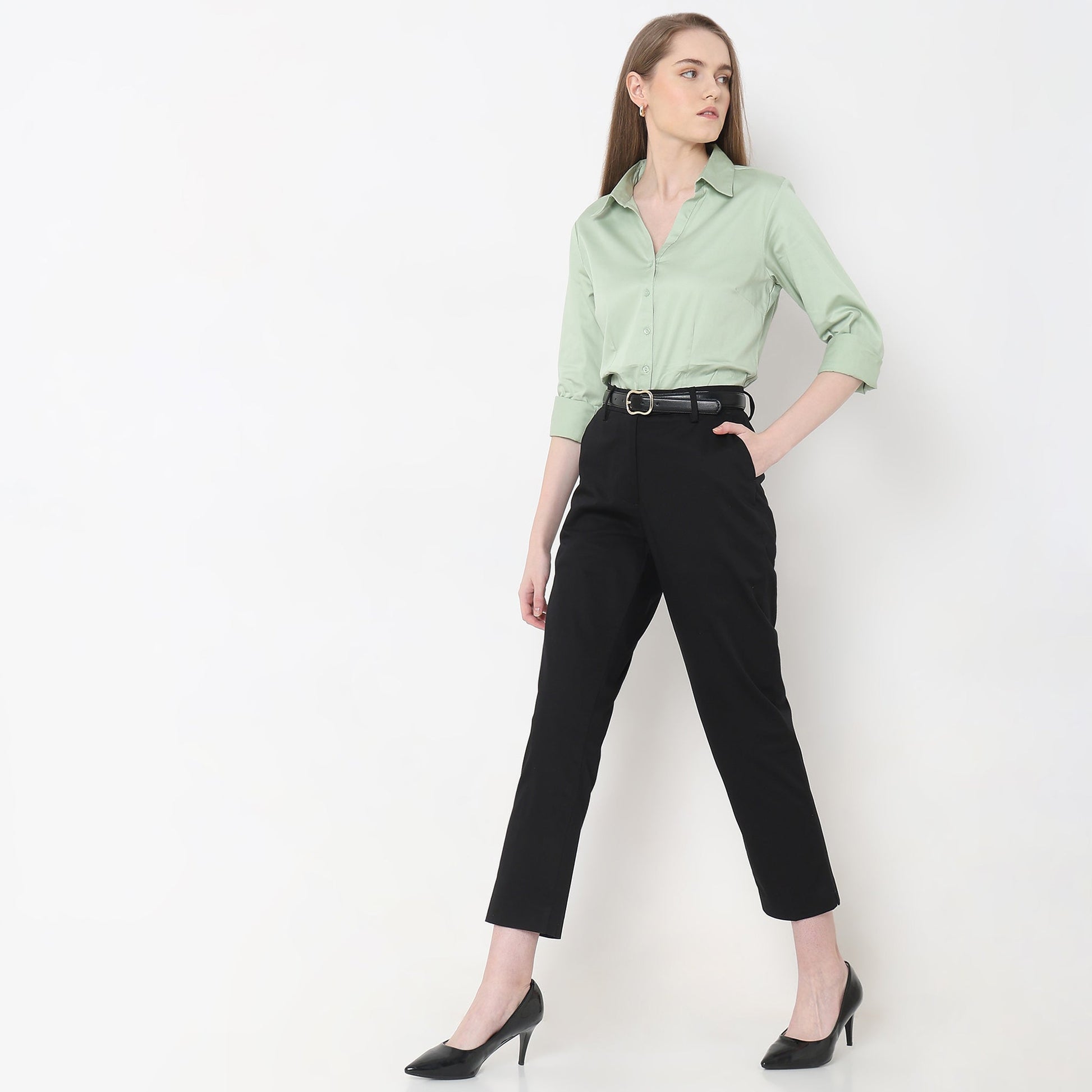 Regular Fit Solid Mid Rise Trousers