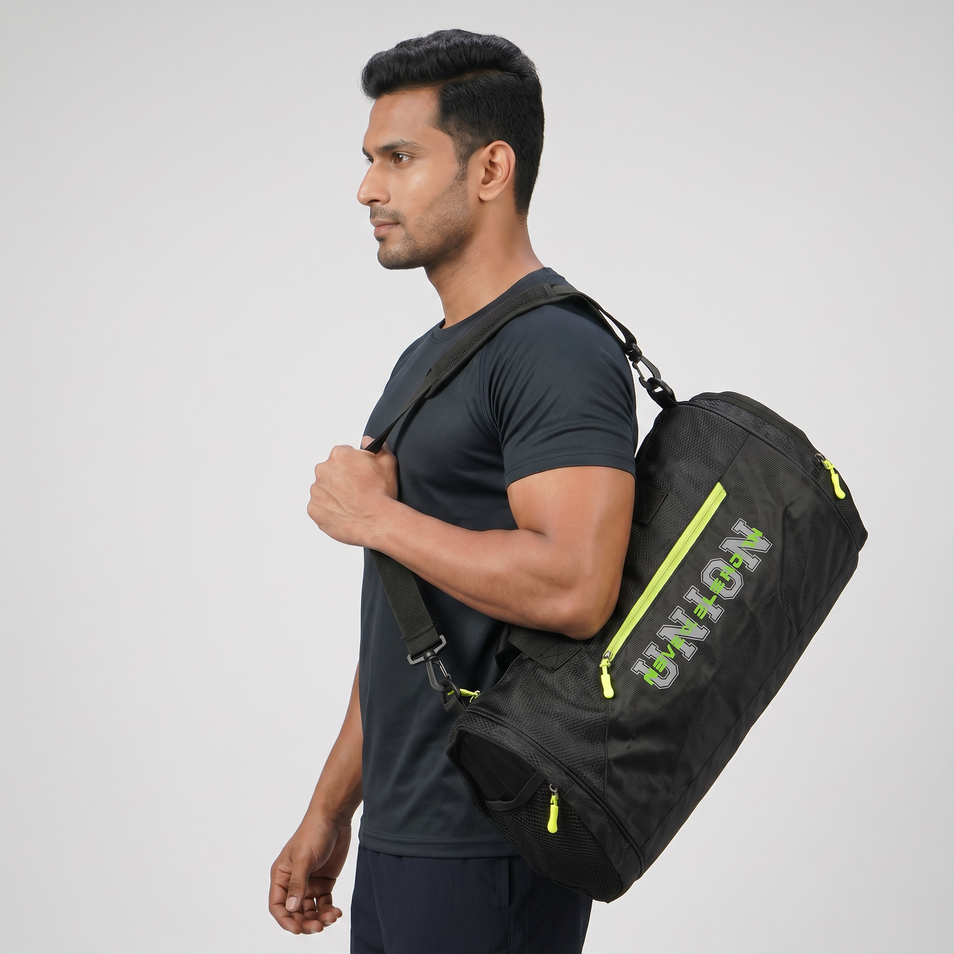 Men Polyester Duffle Bag