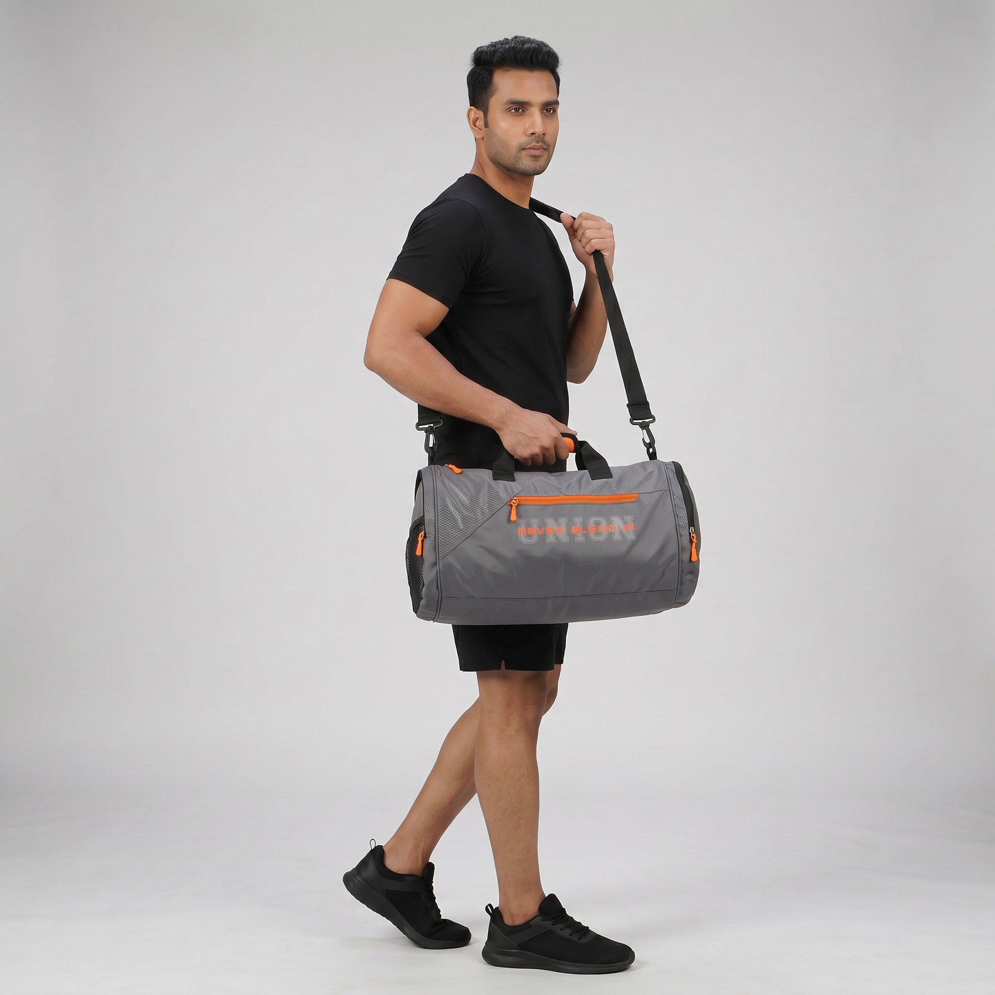 Men Polyester Duffle Bag