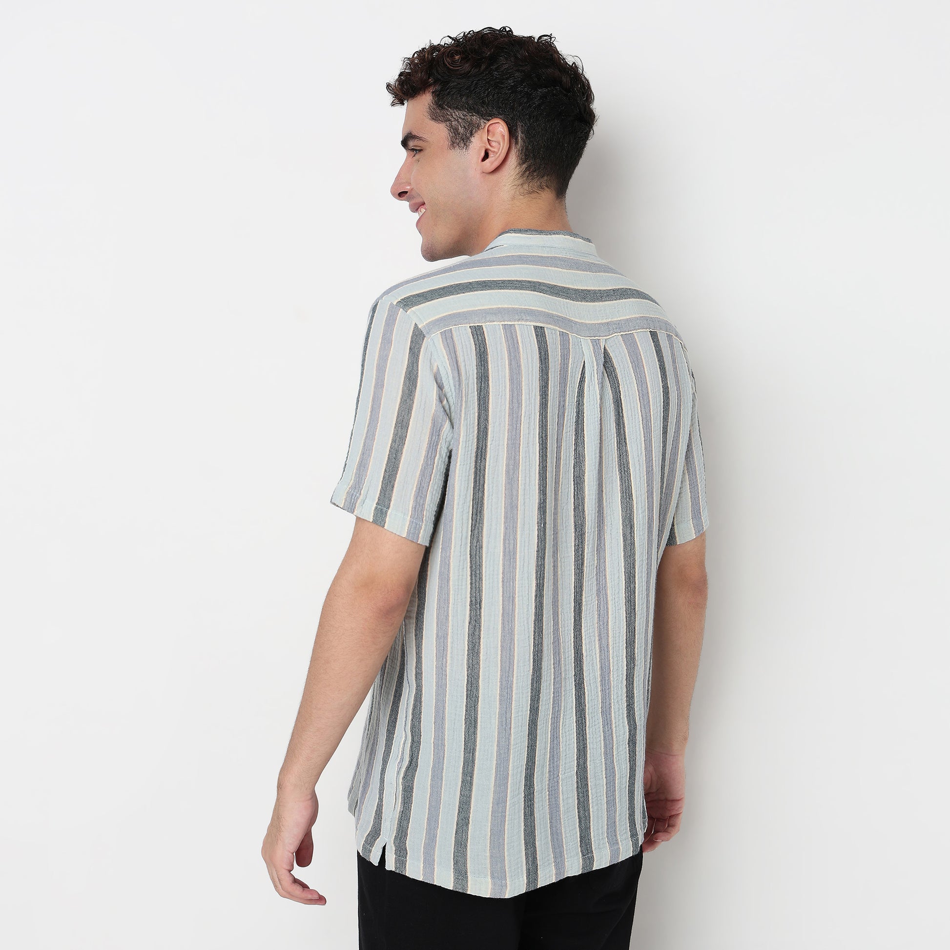 Buy Men Regular Fit Striped Half Sleeve Shirt  - Style Union