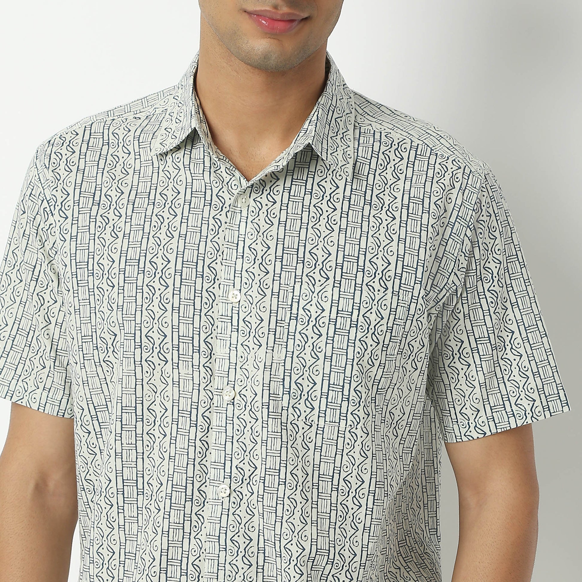 Regular Fit Printed Shirt Collar Shirt