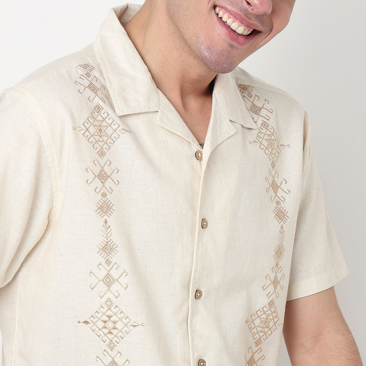 Buy Men Relaxed Fit Embroidered Half Sleeve Shirt  - Style Union
