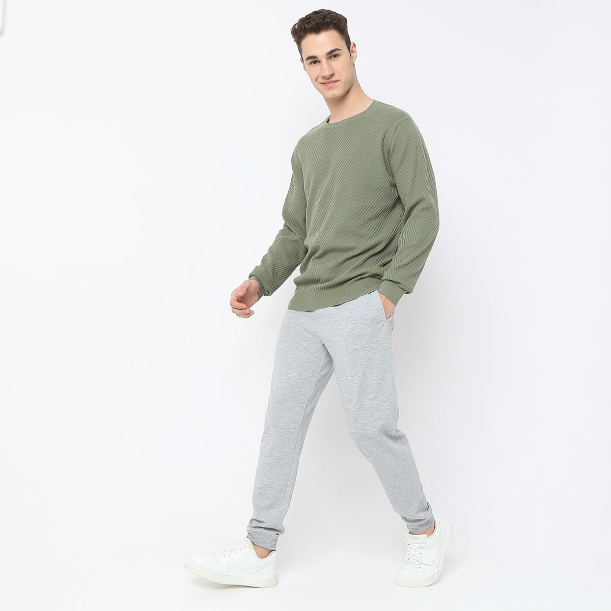 Regular Fit Solid Mid Rise Trackpants