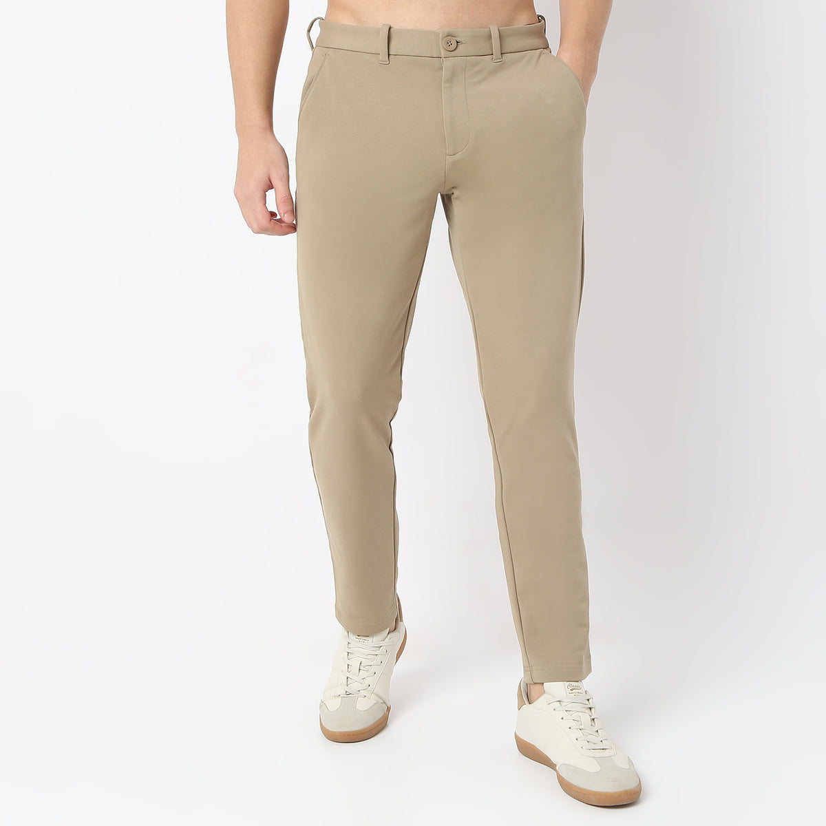 Skinny Fit Solid Mid Rise Chinos