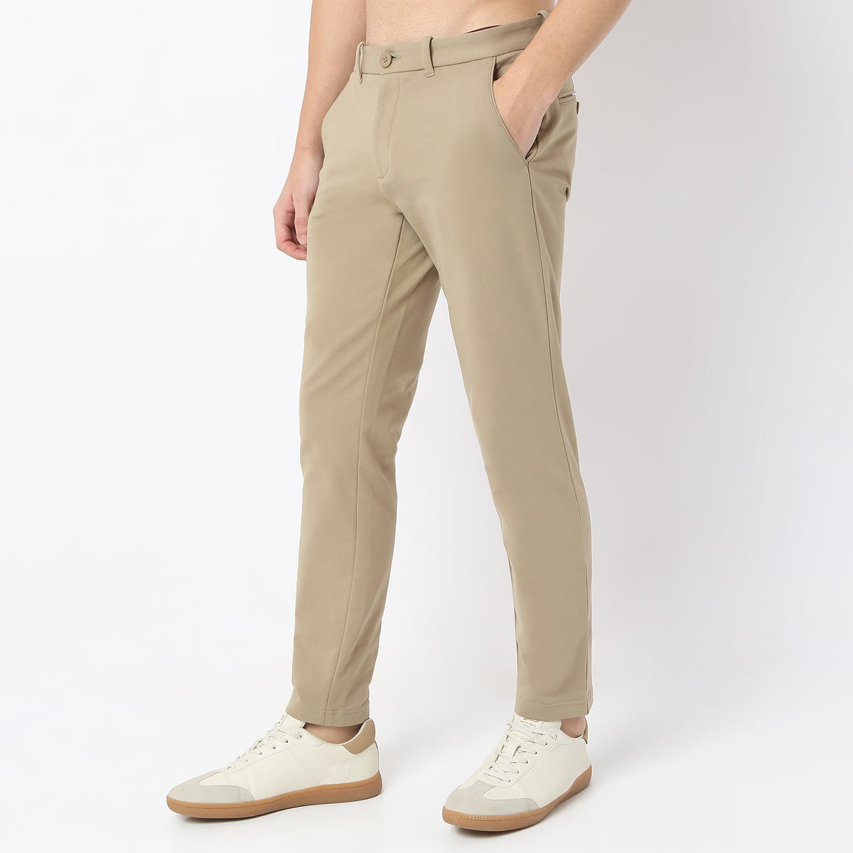 Skinny Fit Solid Mid Rise Chinos