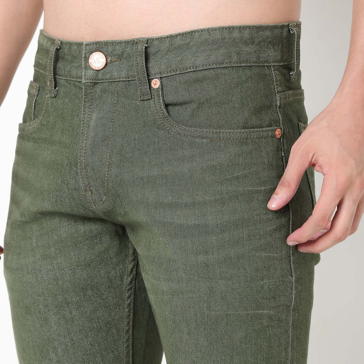 Straight Fit Solid Mid Rise Jeans