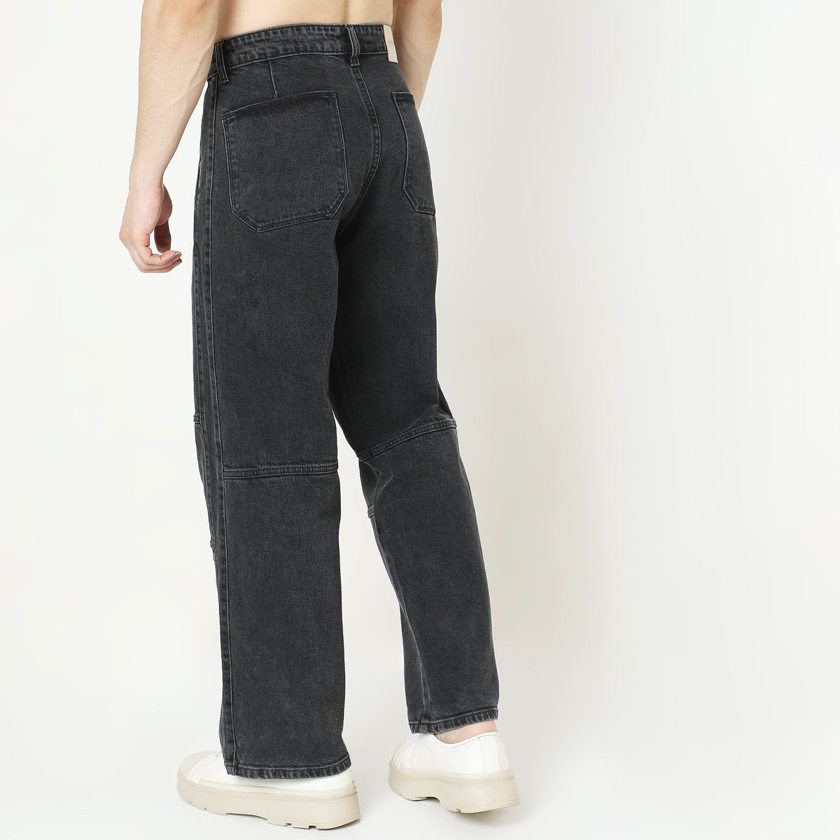 Regular Fit Solid Mid Rise Jeans