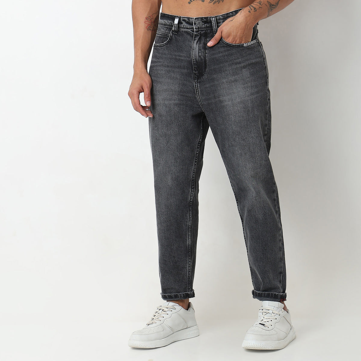 Baggy Fit Solid Mid Rise Jeans