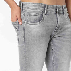 Skinny Fit Solid Mid Rise Jeans