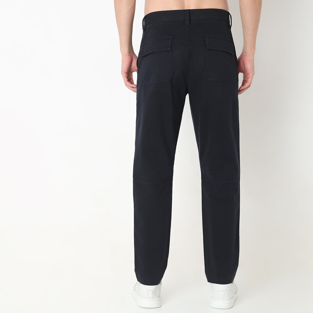 Regular Fit Solid Mid Rise Pants