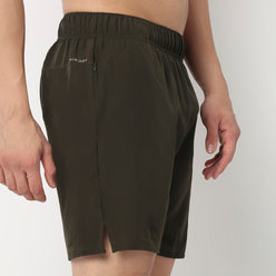 Regular Fit Solid Mid Rise Shorts