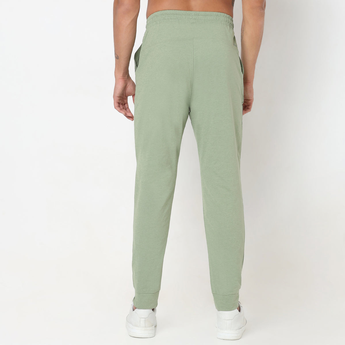 Regular Fit Solid Mid Rise Trackpants