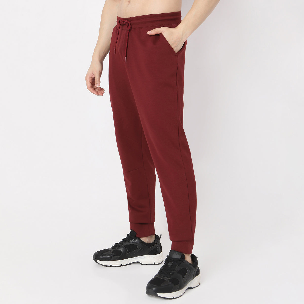 Regular Fit Solid Mid Rise Trackpants