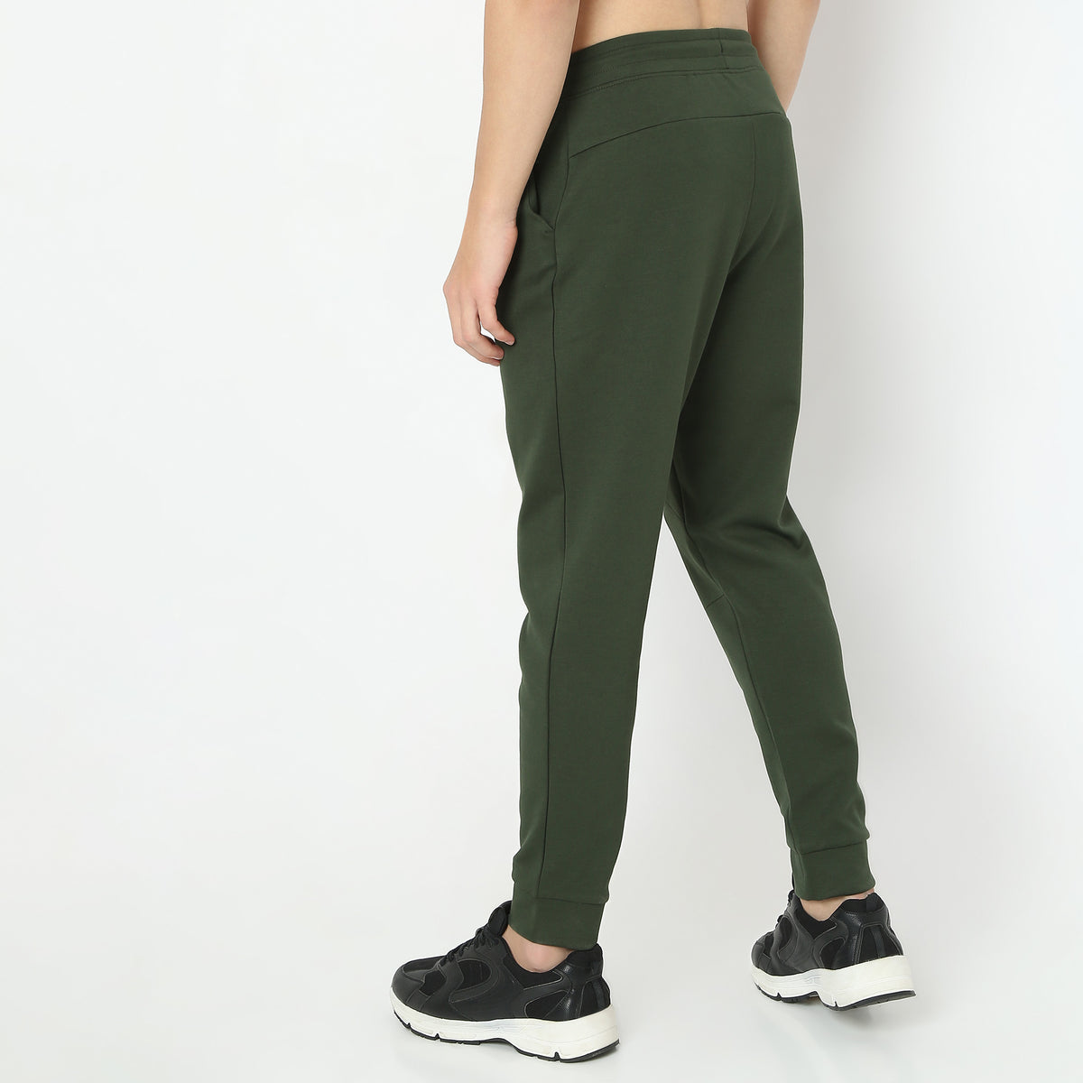 Regular Fit Solid Mid Rise Trackpants