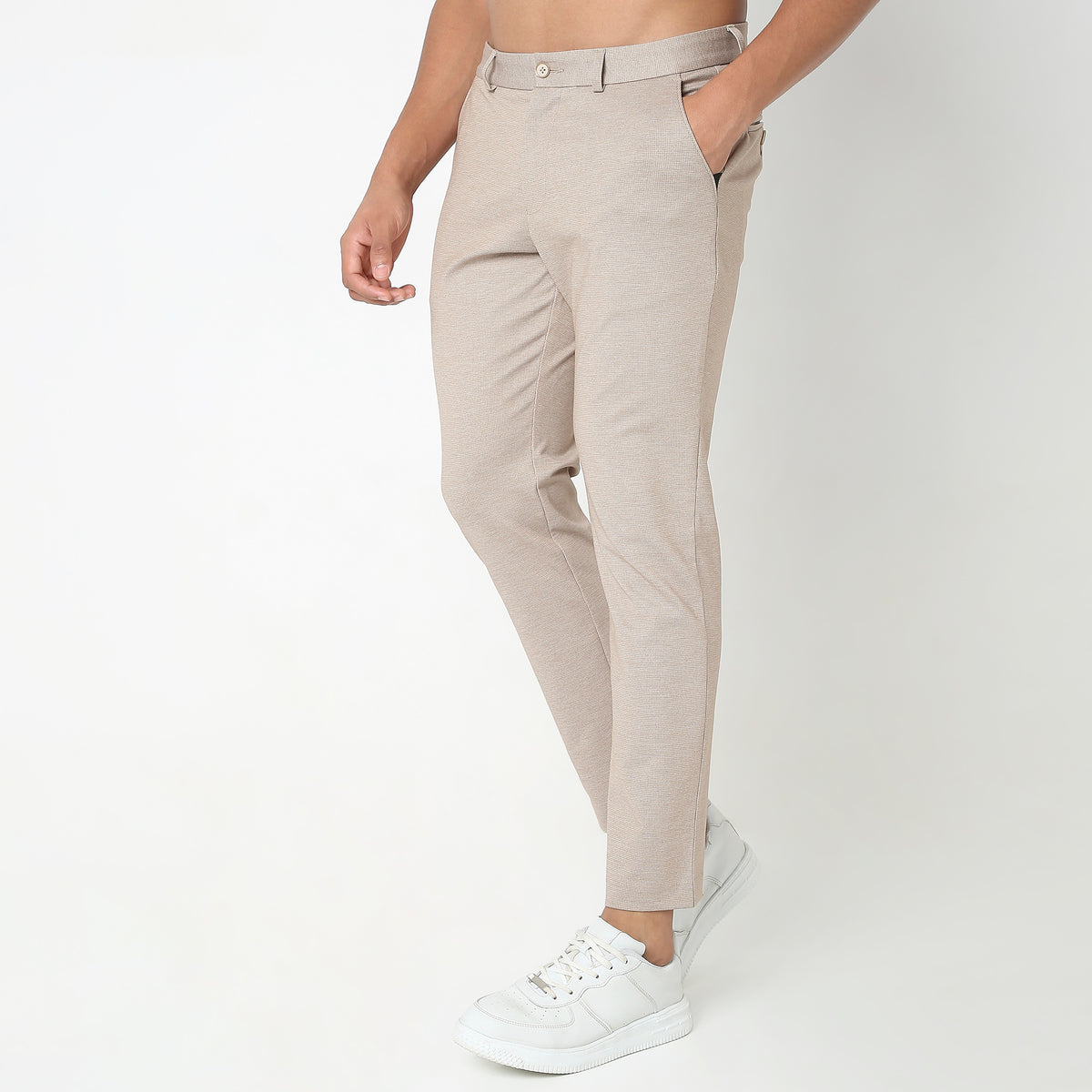 Regular Fit Solid Mid Rise Trousers