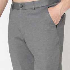 Regular Fit Solid Mid Rise Trousers