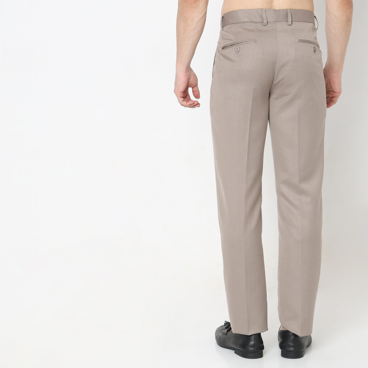 Regular Fit Solid Mid Rise Trousers