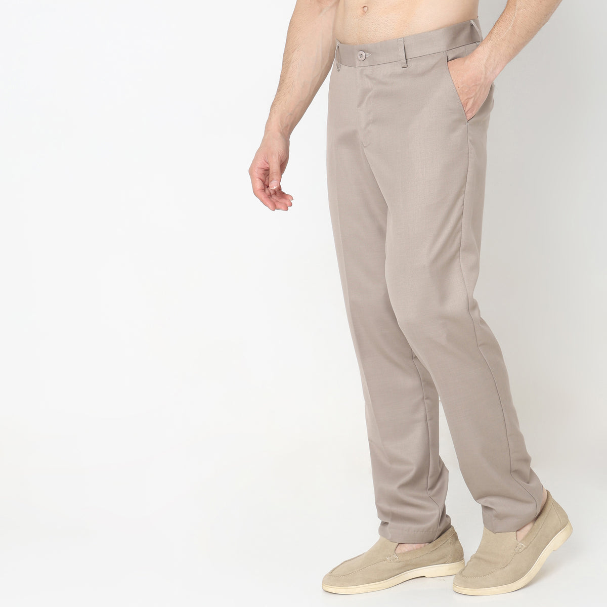 Regular Fit Solid Mid Rise Trousers