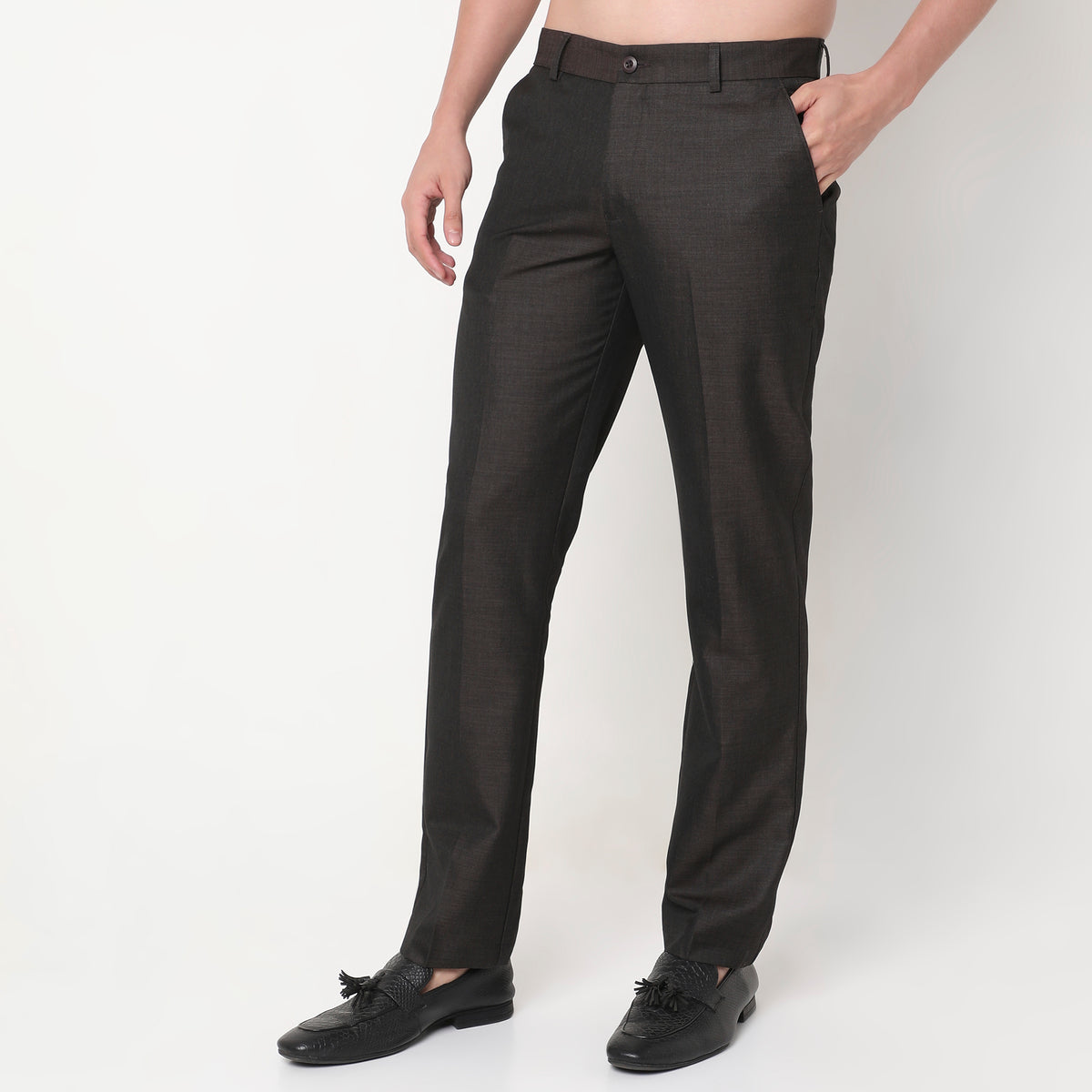 Regular Fit Solid Mid Rise Trousers