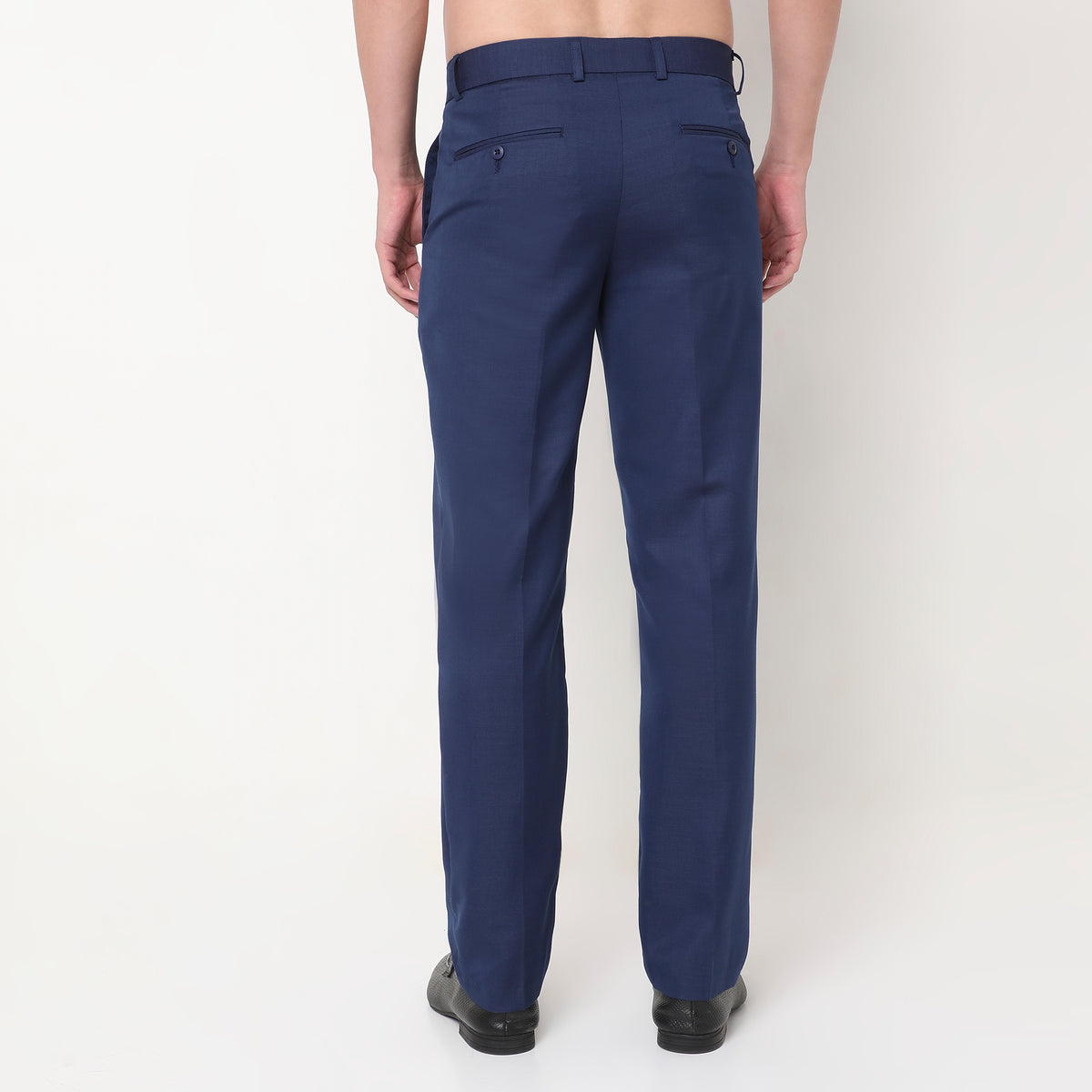 Regular Fit Solid Mid Rise Trousers