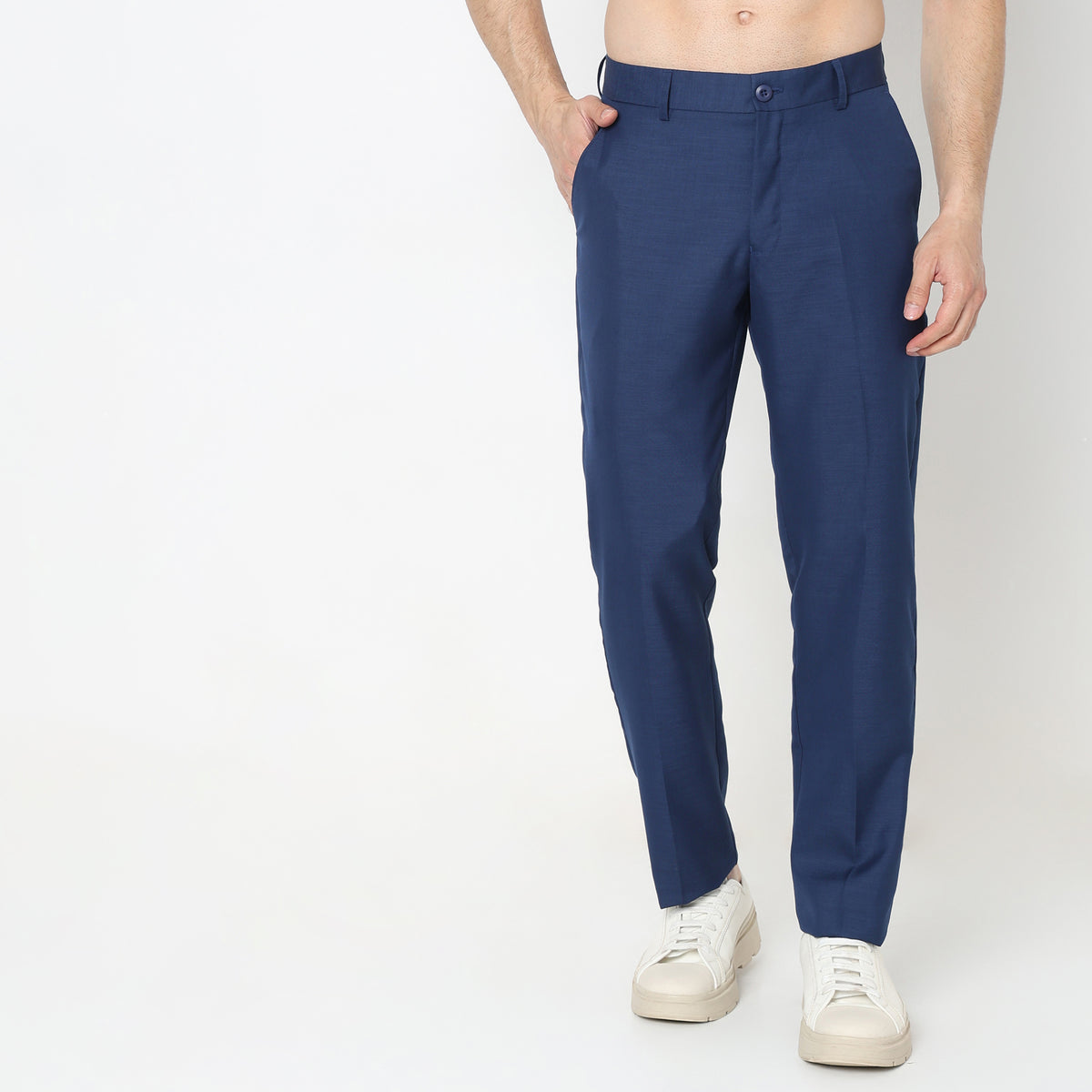 Regular Fit Solid Mid Rise Trousers