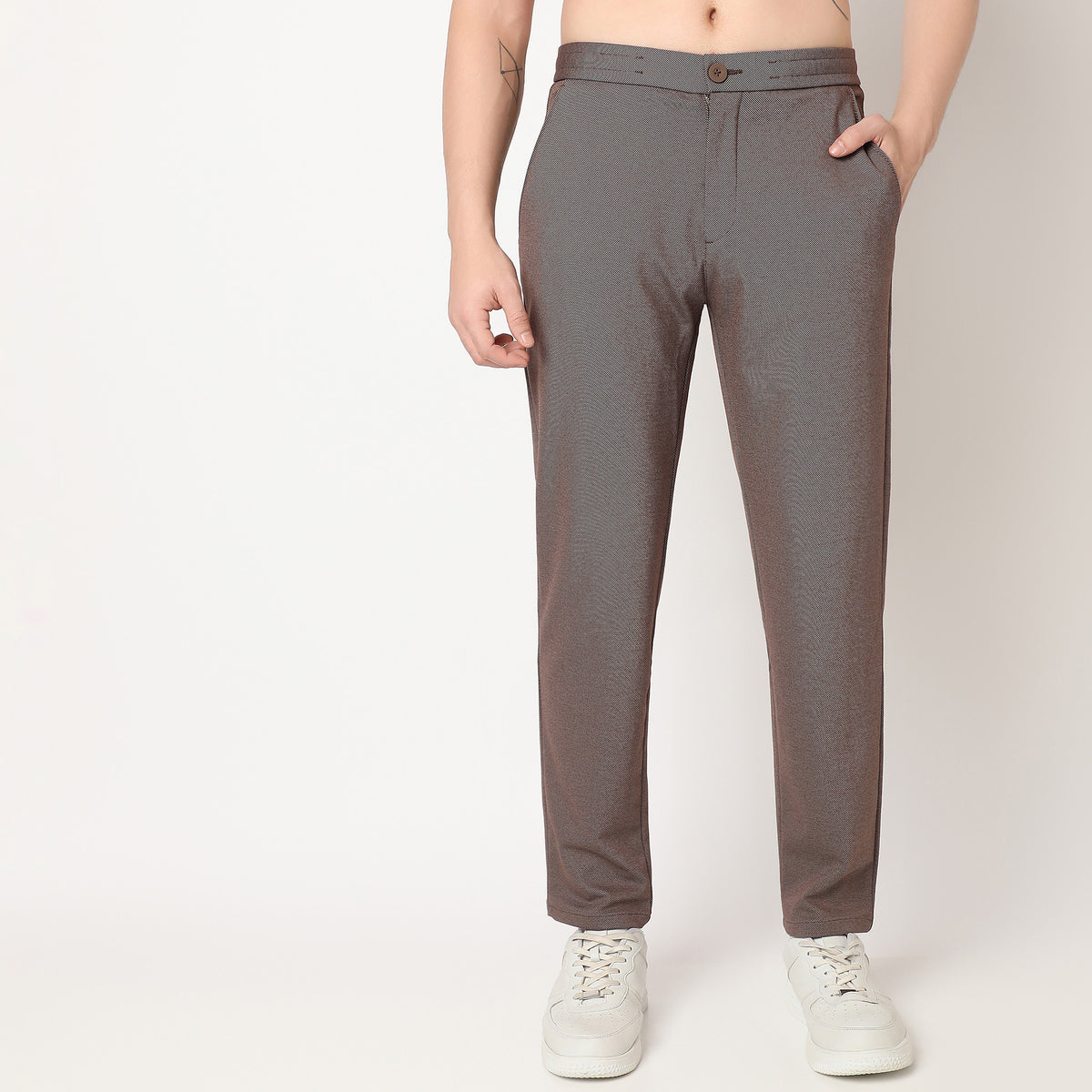 Regular Fit Solid Mid Rise Trousers