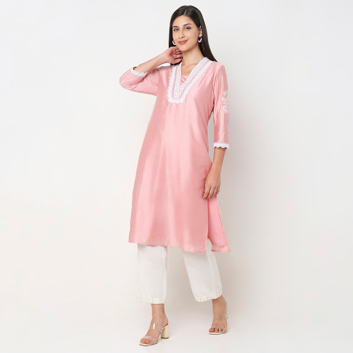 Straight Fit Embroidered Kurta