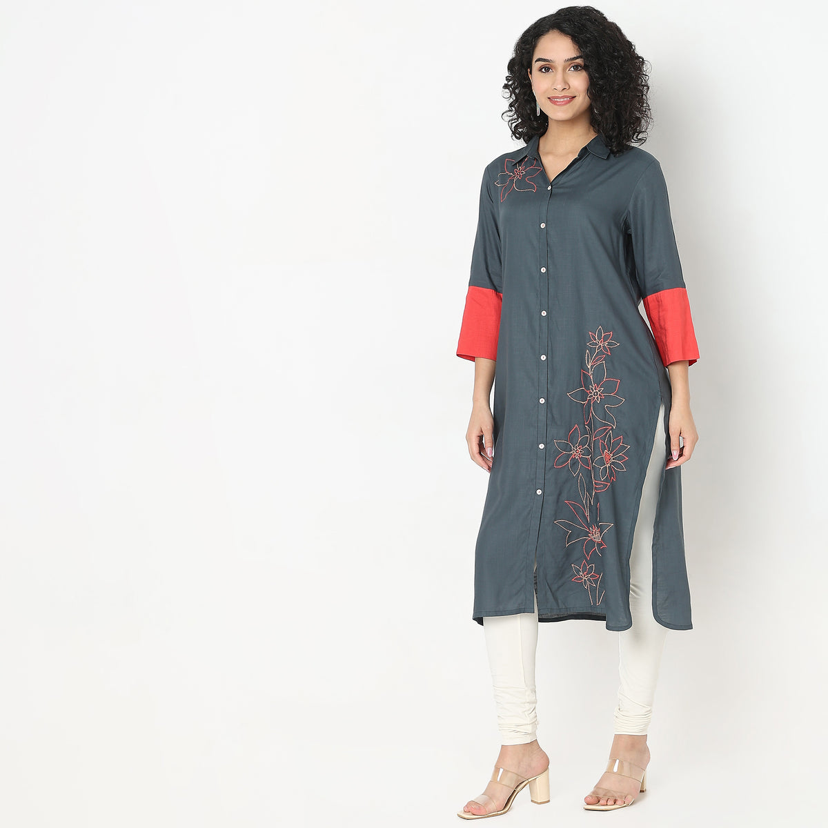 Regular Fit Embroidered Kurta