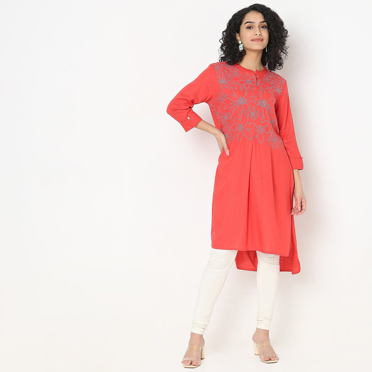 Regular Fit Embroidered Kurta