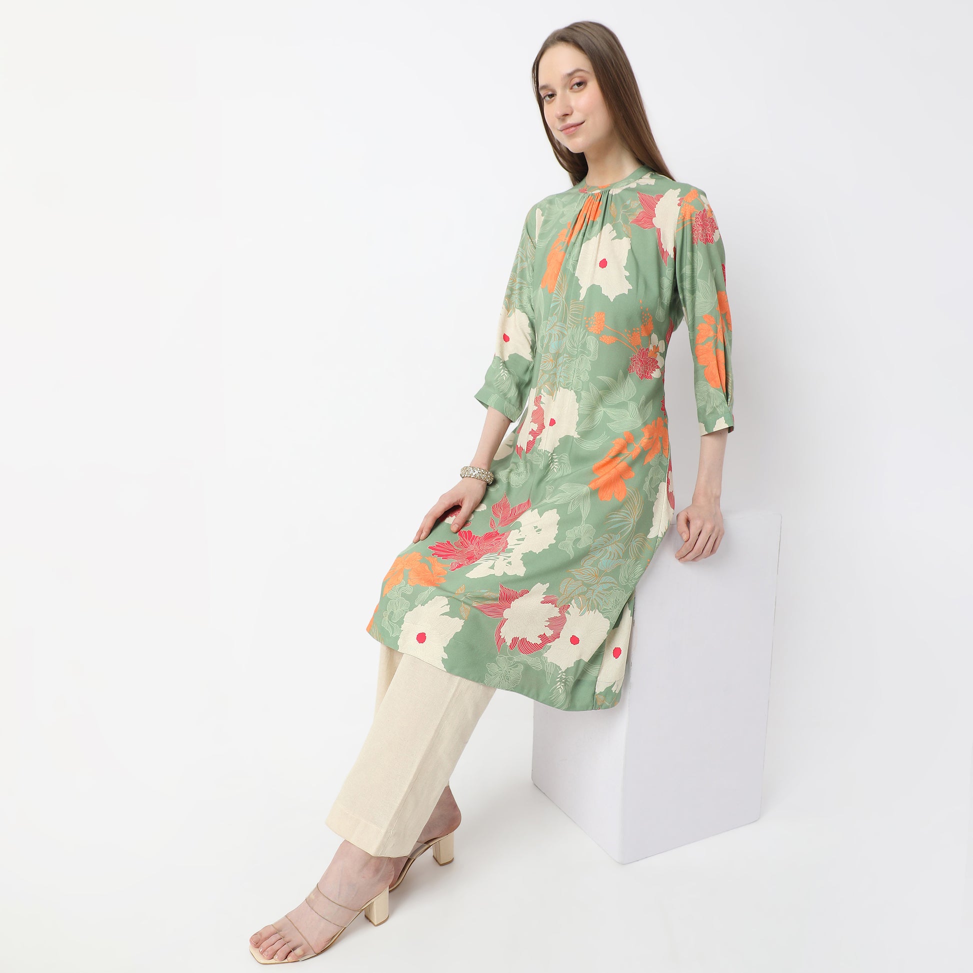 Printed Knee Length Band Neck Straight Kurta