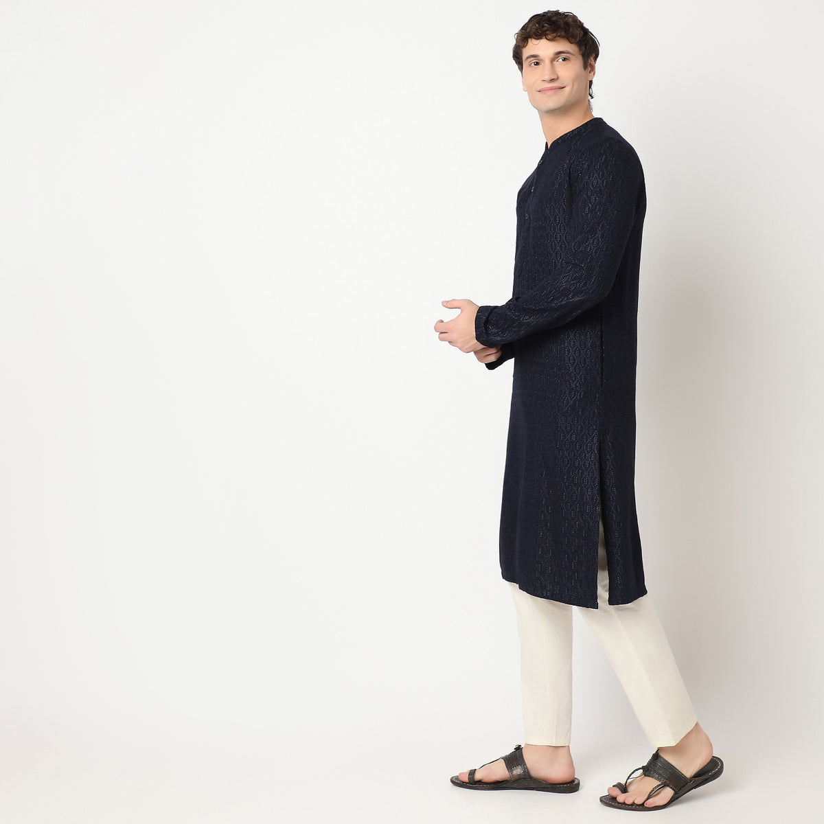 Regular Fit Embroidered Kurta