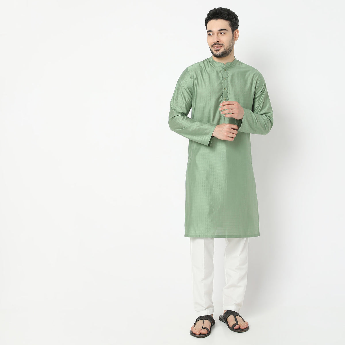 Regular Fit Solid Kurta