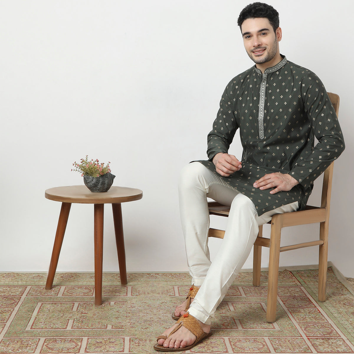 Regular Fit Jacquard Kurta