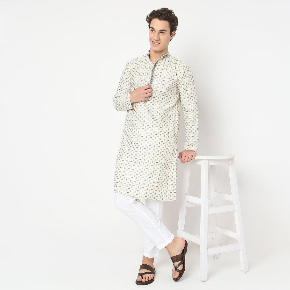 Regular Fit Jacquard Kurta