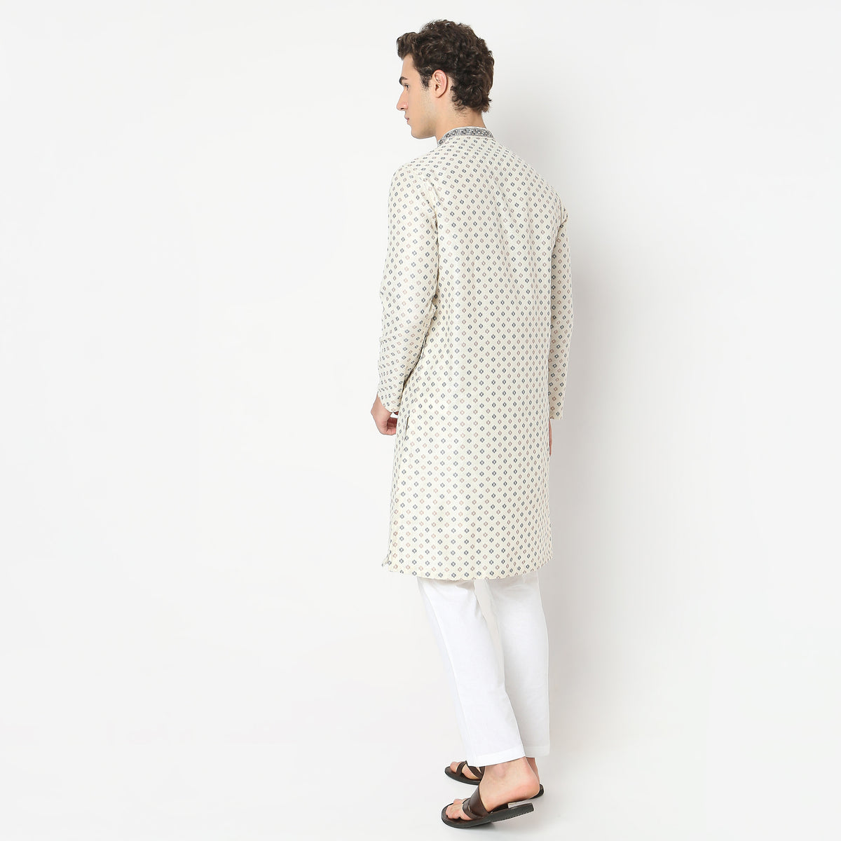 Regular Fit Jacquard Kurta