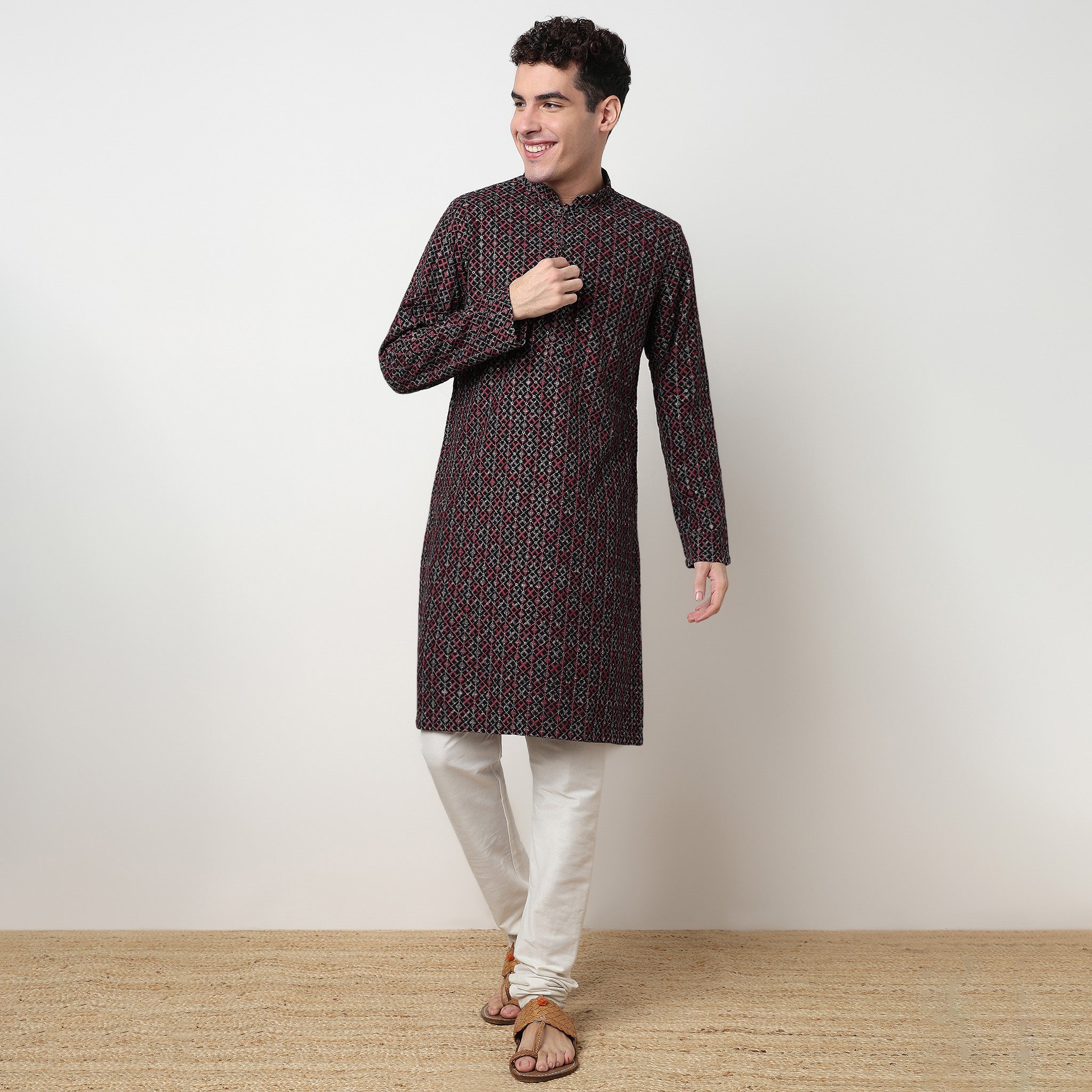 Buy Men Straight Fit Embroidered Full Sleeve Kurta  - Style Union