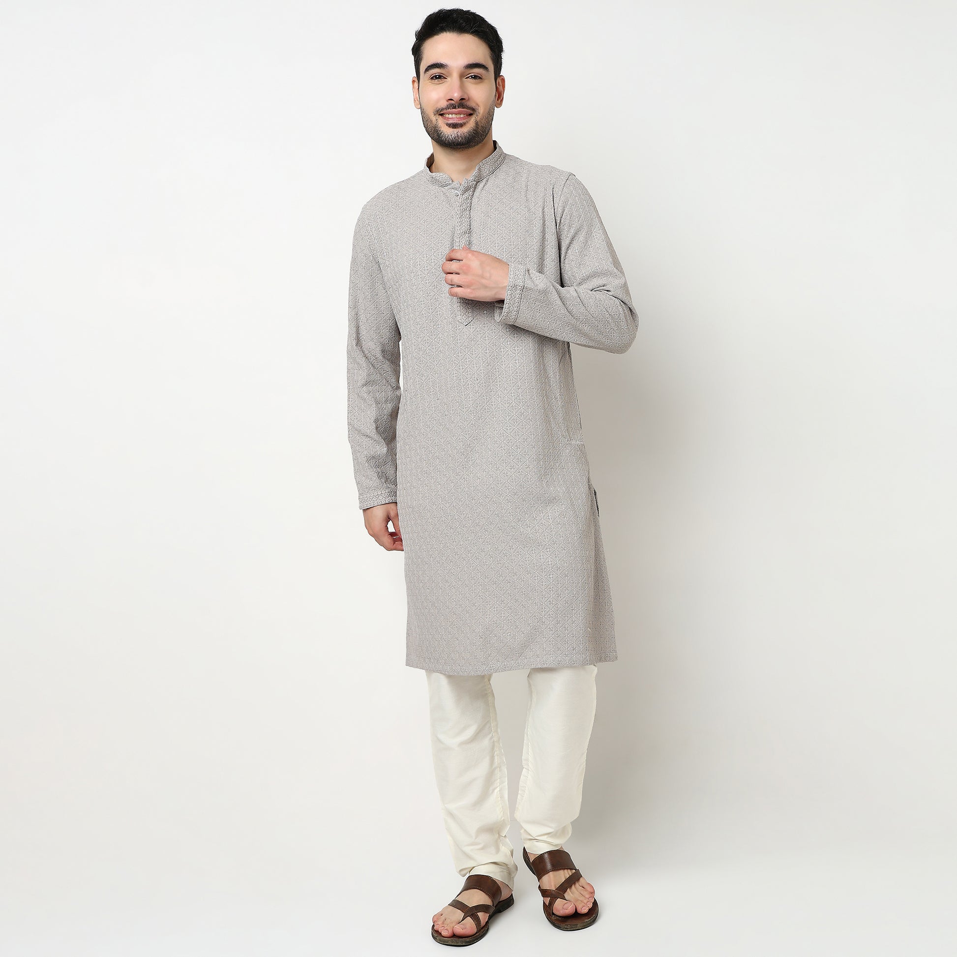 Buy Men Straight Fit Embroidered Full Sleeve Kurta  - Style Union
