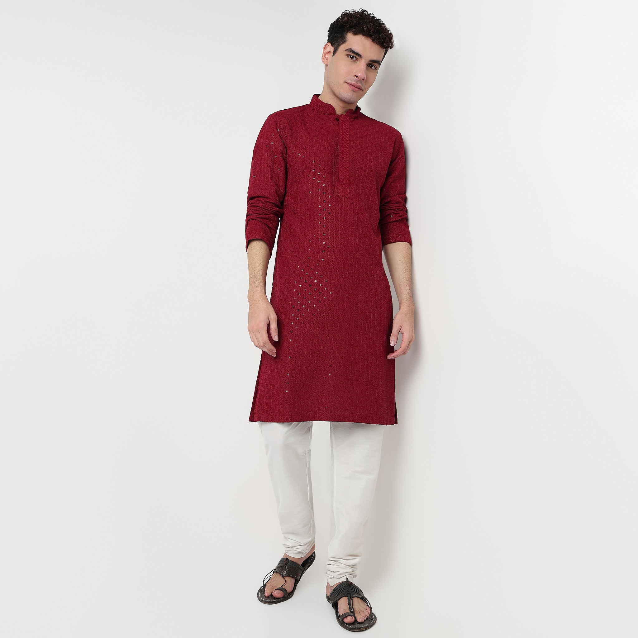 Buy Men Straight Fit Embroidered Full Sleeve Kurta  - Style Union