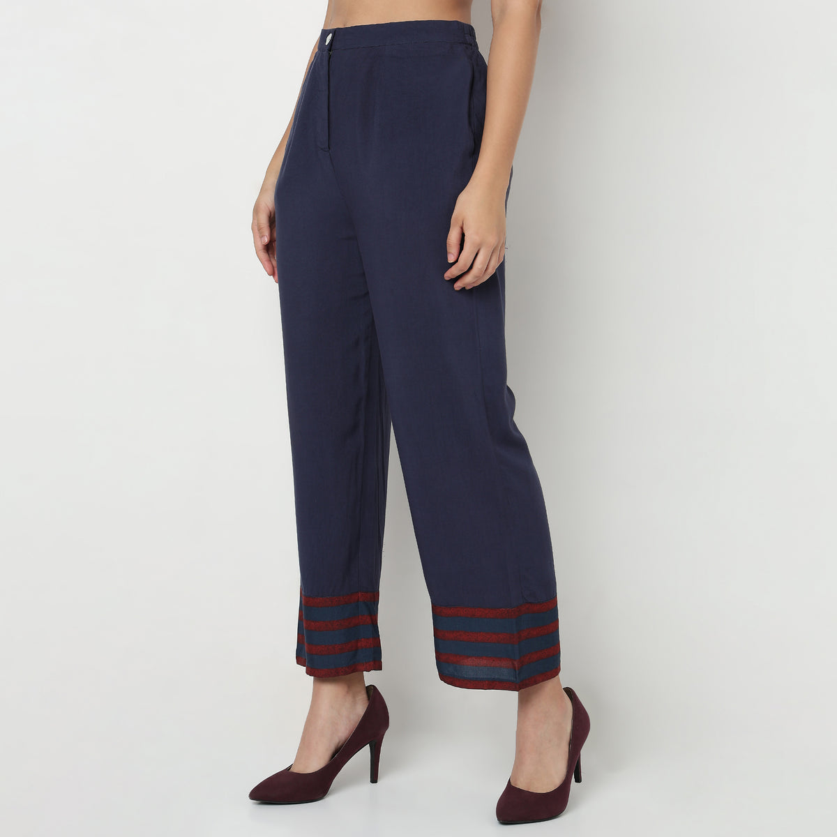 Buy Women Straight Fit Printed Full Length High Rise Pants  - Style Union