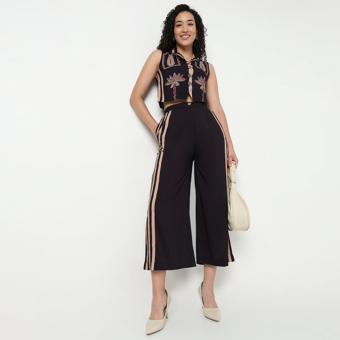 Buy Women Straight Fit Printed Full Length High Rise Pants  - Style Union