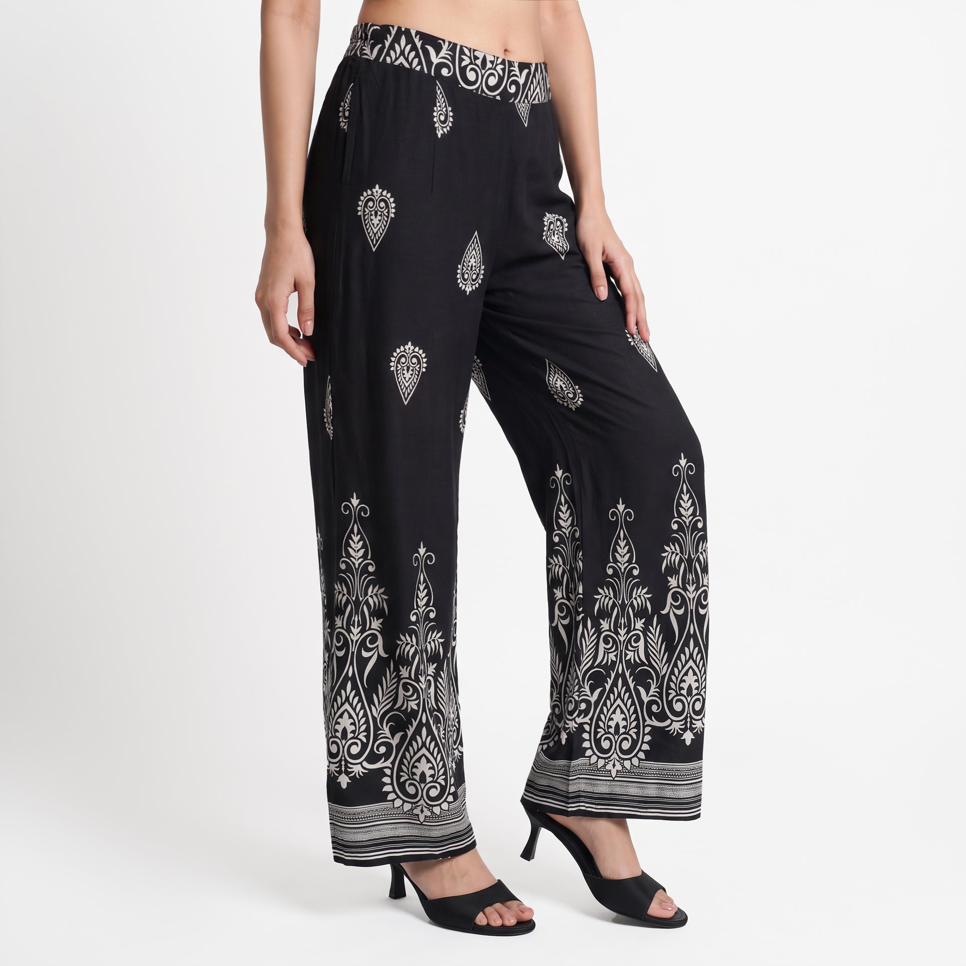 Printed Flared High Rise Pants