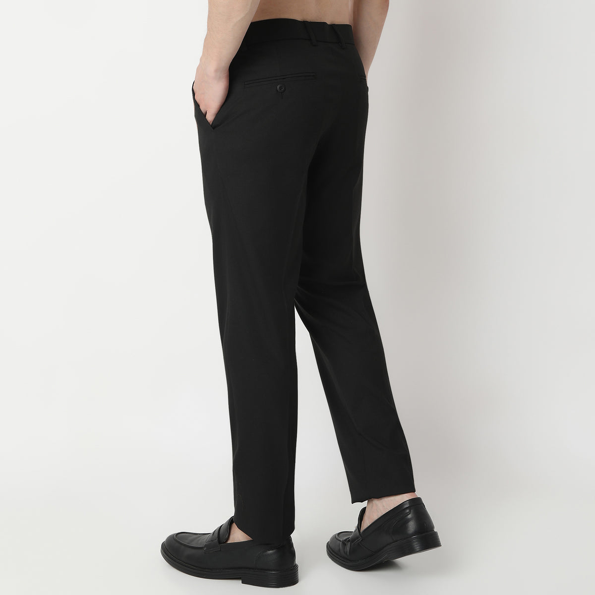 Regular Fit Solid Mid Rise Trousers