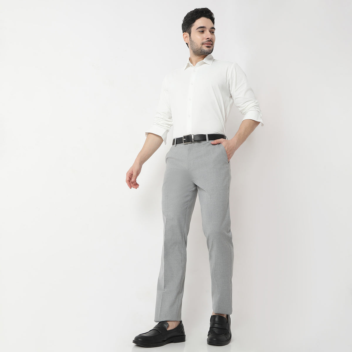 Regular Fit Solid Mid Rise Trousers