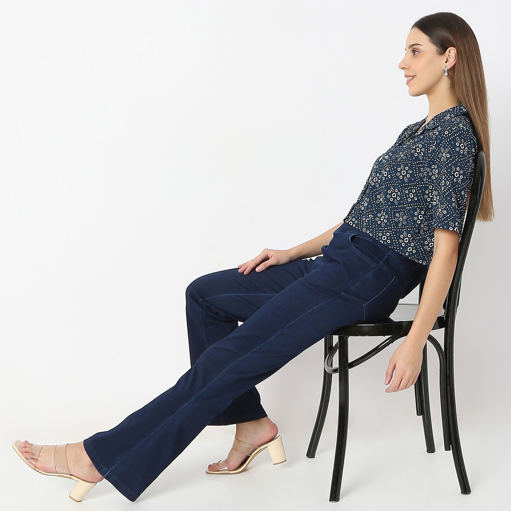 Straight Fit Bandhani Glam Camp Collar Printed Crop Top