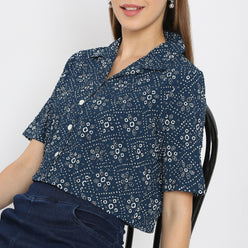 Straight Fit Bandhani Glam Camp Collar Printed Crop Top